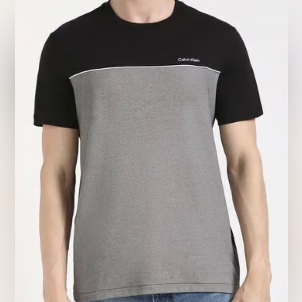 Calvin Klein Men's Two-Tone Black and Gray Tee